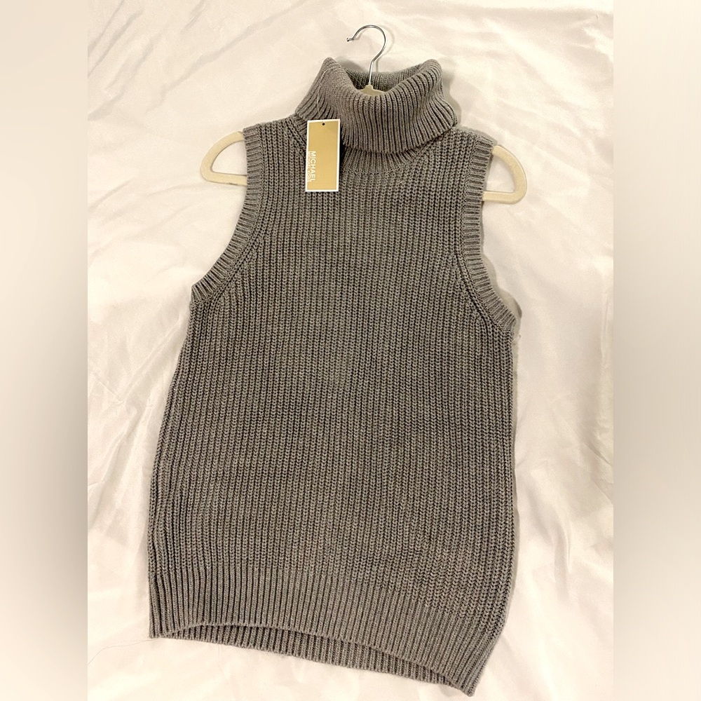Michael Kors Women’s Sleeveless Turtleneck Sweater Light Gray Size Small